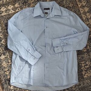 Covington Men's Long Sleeve Light Blue Dress Shirt